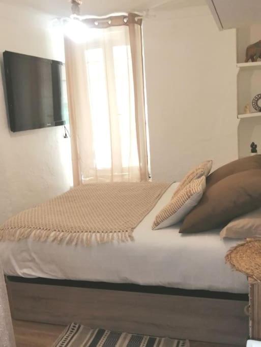 Appartement Cosy Situe A 2Mn De La Plage A Pied Climatise Villefranche-sur-Mer Exterior foto